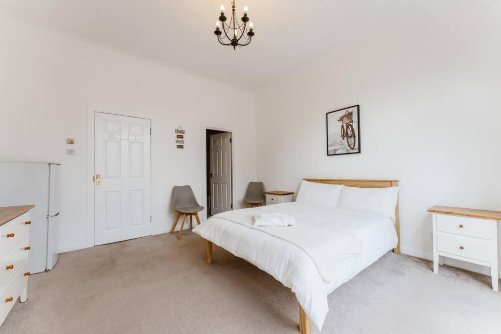 Spacious Ensuite Room Near Top Tourist Attractions ロンドン エクステリア 写真